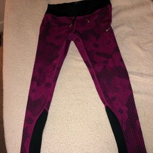 Nike dry fit workout leggings